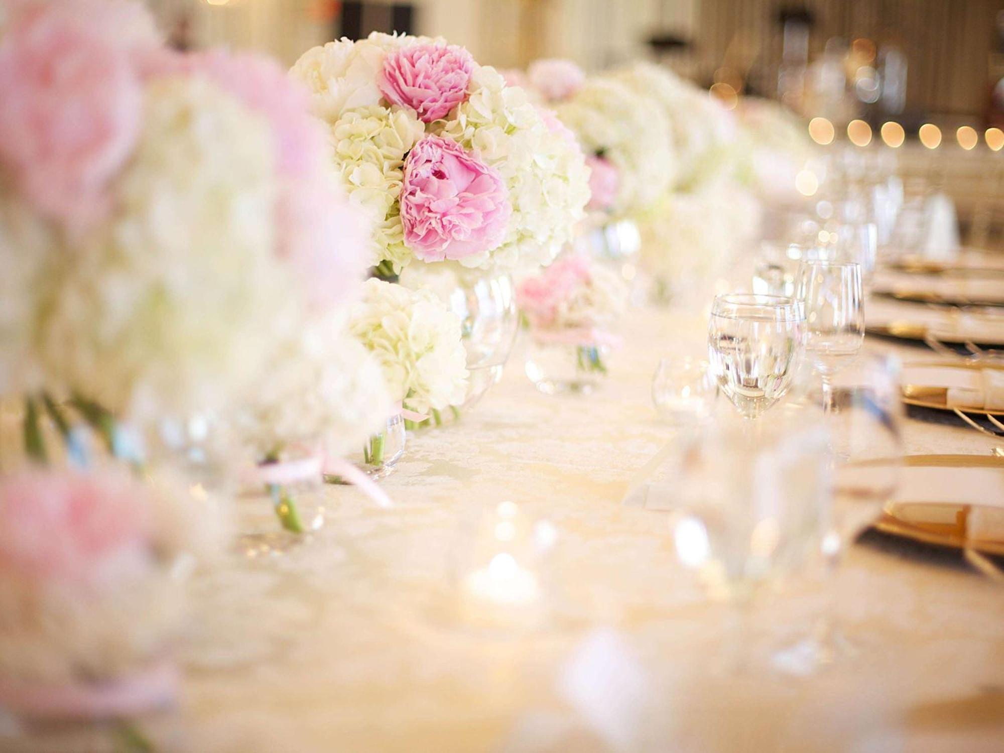 Fairmont Le Chateau Frontenac Quebeque Exterior foto A table set for a wedding reception